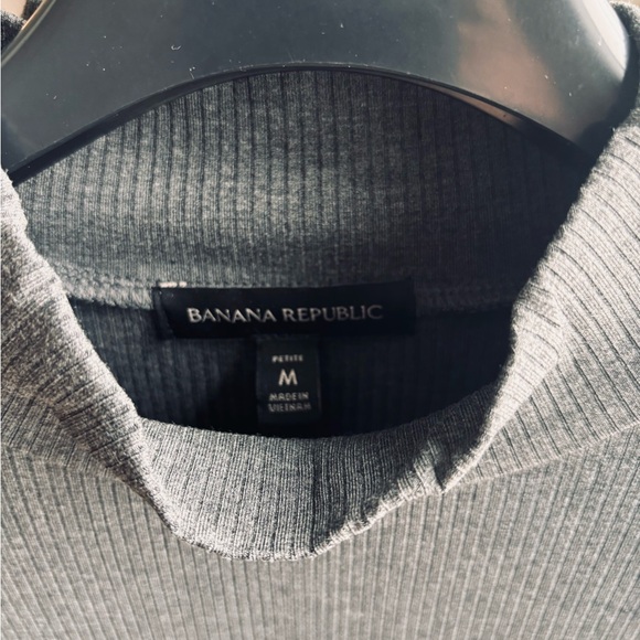 PETITE RIBBED MOCK-NECK MIDI DRESS in GREY - Picture 4 of 4